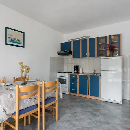 Mirko Apartment Vinisce