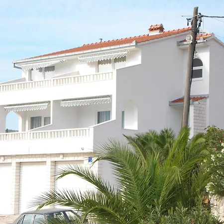 Mirko Apartment *
