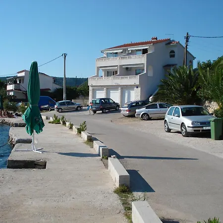 Mirko Apartment Vinisce