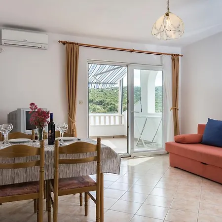 Mirko Apartman Vinišće